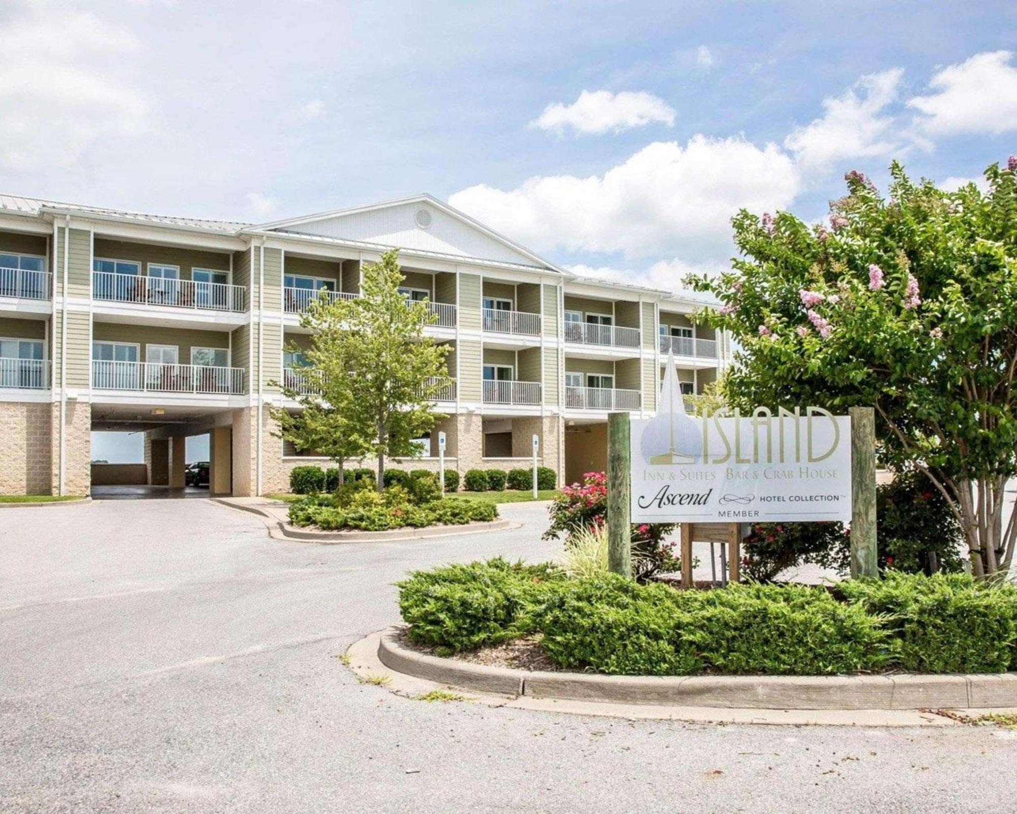 Island Inn & Suites, Ascend Hotel Collection Piney Point Εξωτερικό φωτογραφία