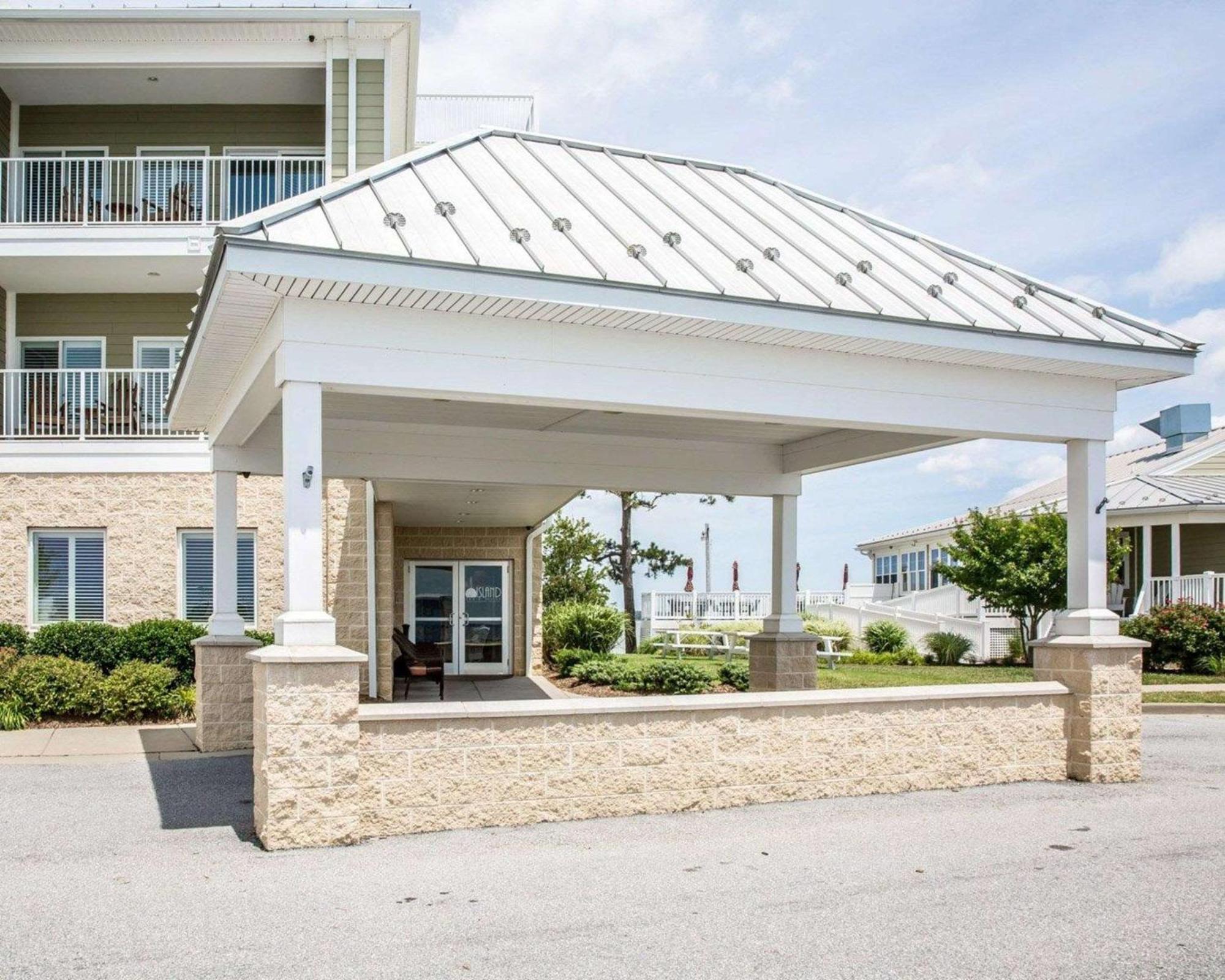 Island Inn & Suites, Ascend Hotel Collection Piney Point Εξωτερικό φωτογραφία