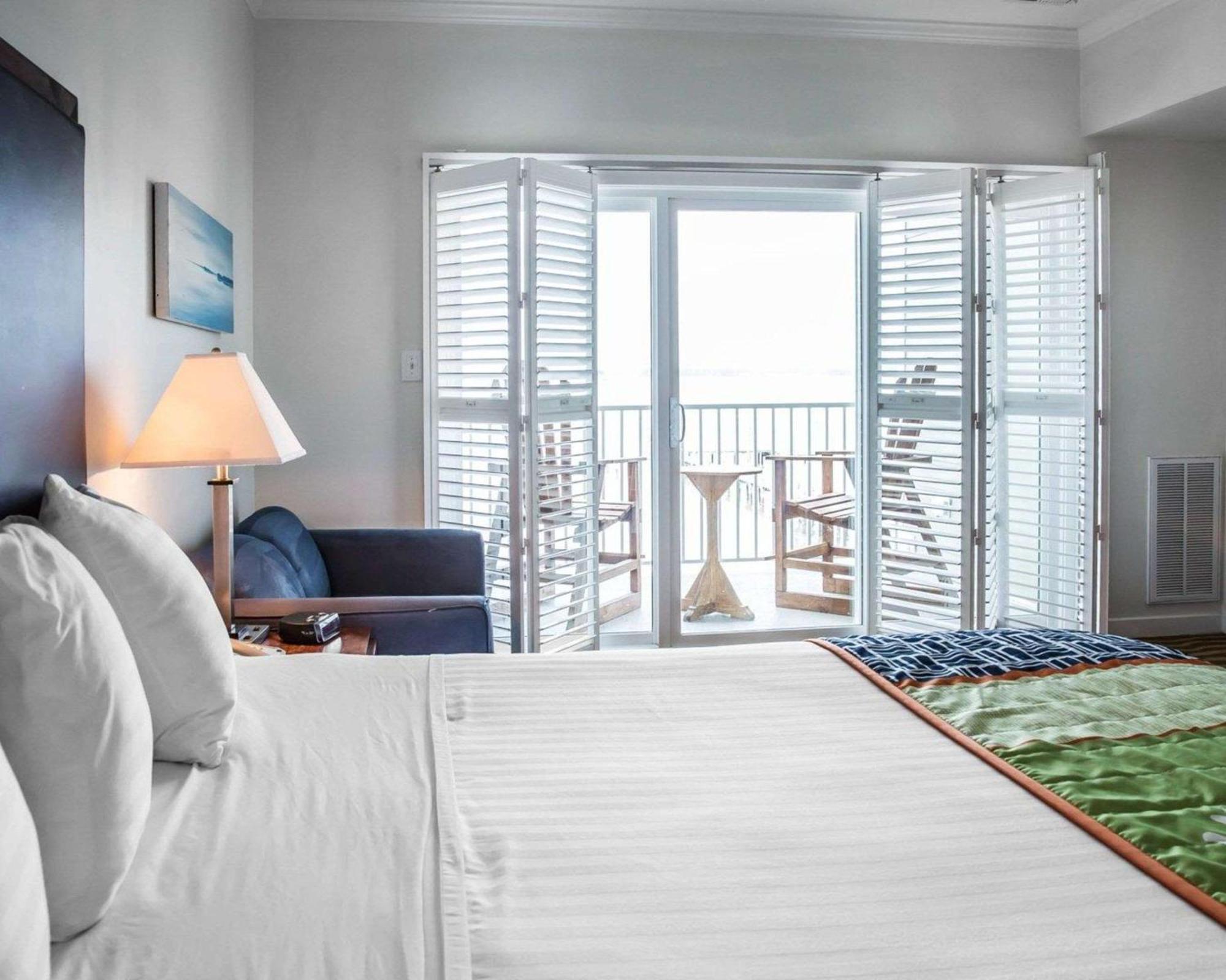 Island Inn & Suites, Ascend Hotel Collection Piney Point Εξωτερικό φωτογραφία
