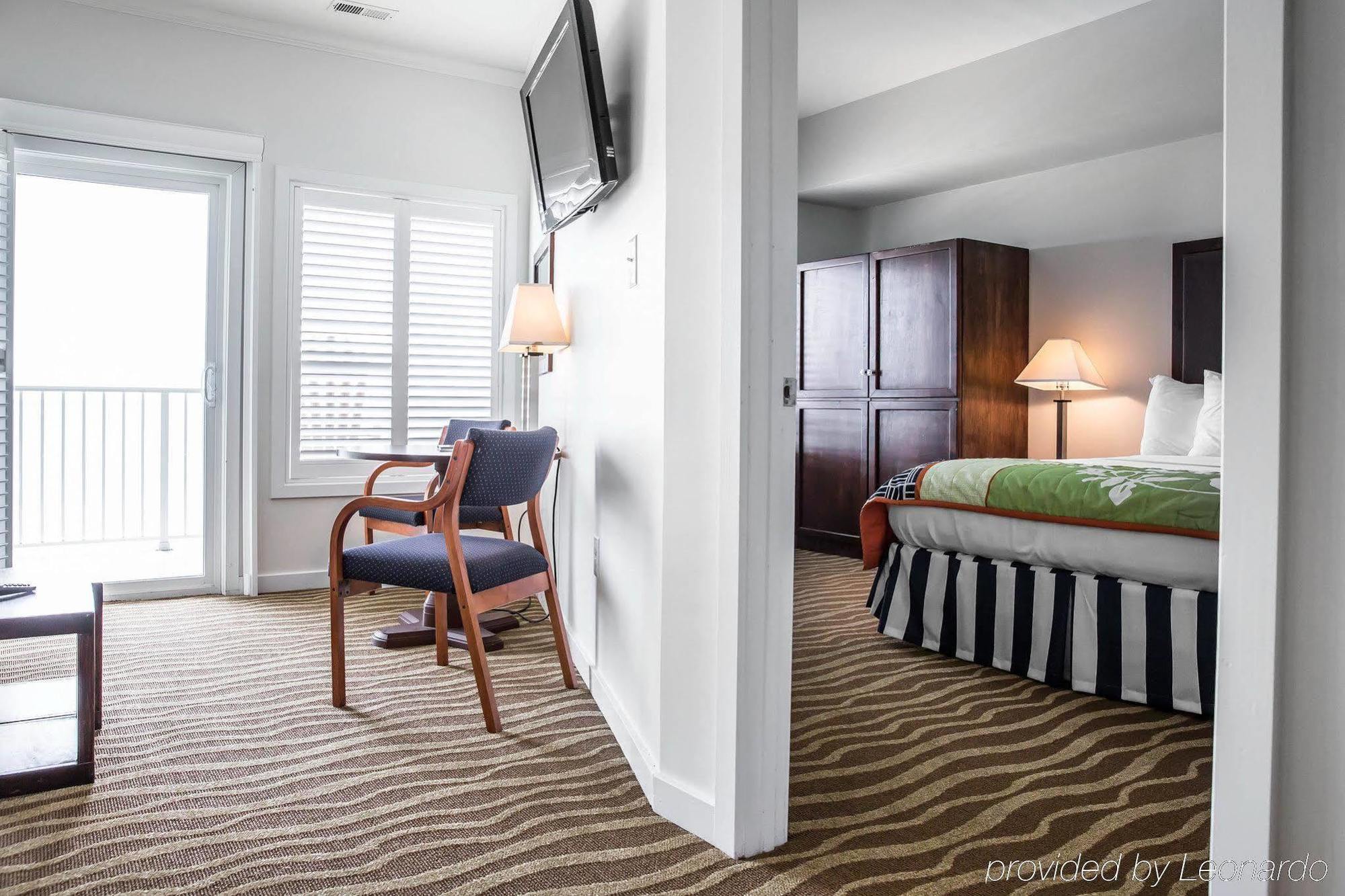 Island Inn & Suites, Ascend Hotel Collection Piney Point Εξωτερικό φωτογραφία