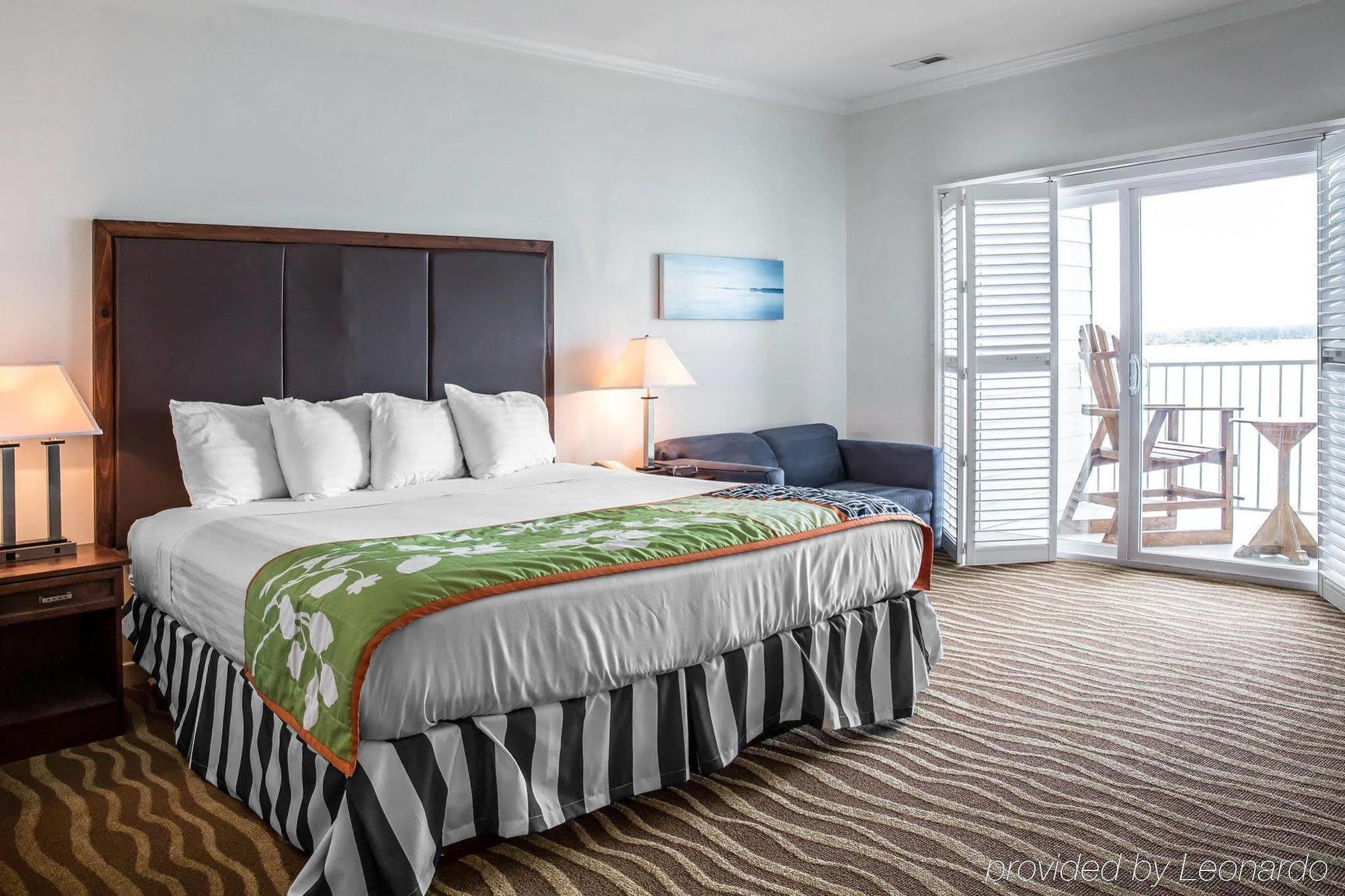 Island Inn & Suites, Ascend Hotel Collection Piney Point Εξωτερικό φωτογραφία